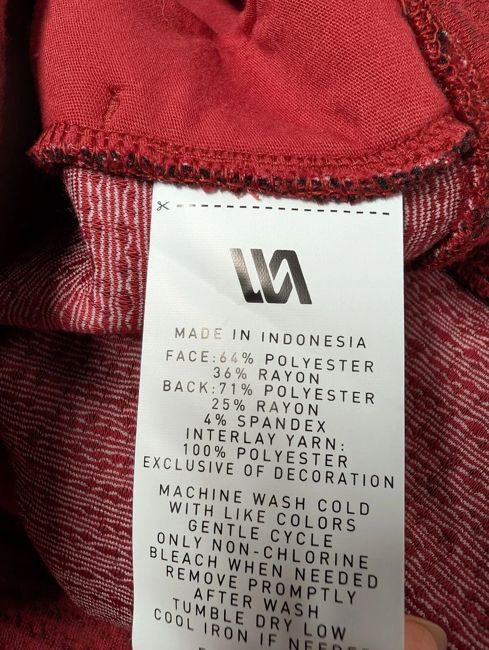 VRST Men’s XL Burgundy Textured Quarter Zip Pullover Sweatshirt NWT
